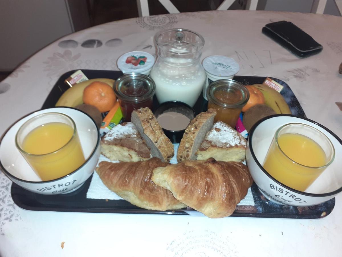 Chez Flo&Fred Hotel Barbery Bagian luar foto